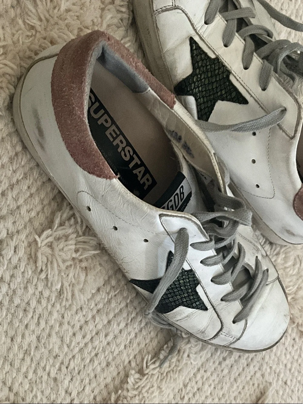 Golden Goose size 41, White Leather Sneakers with Green Star, Pink Heel ($525)